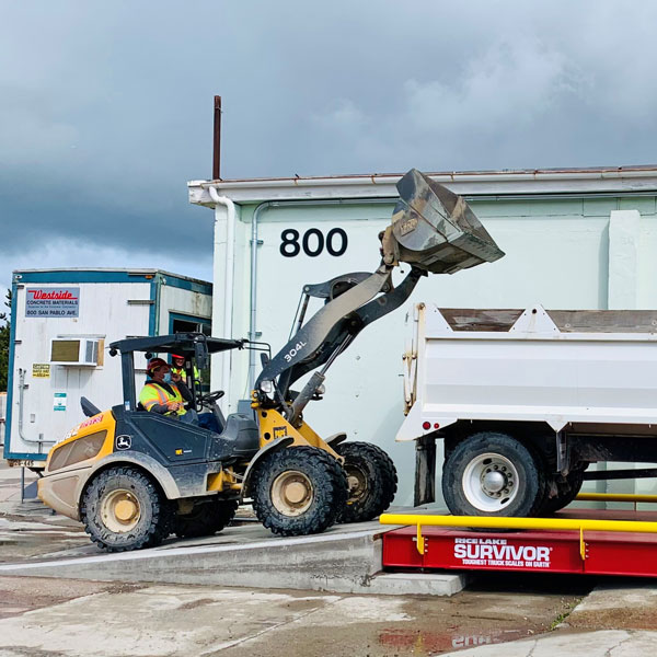 loading truck with material