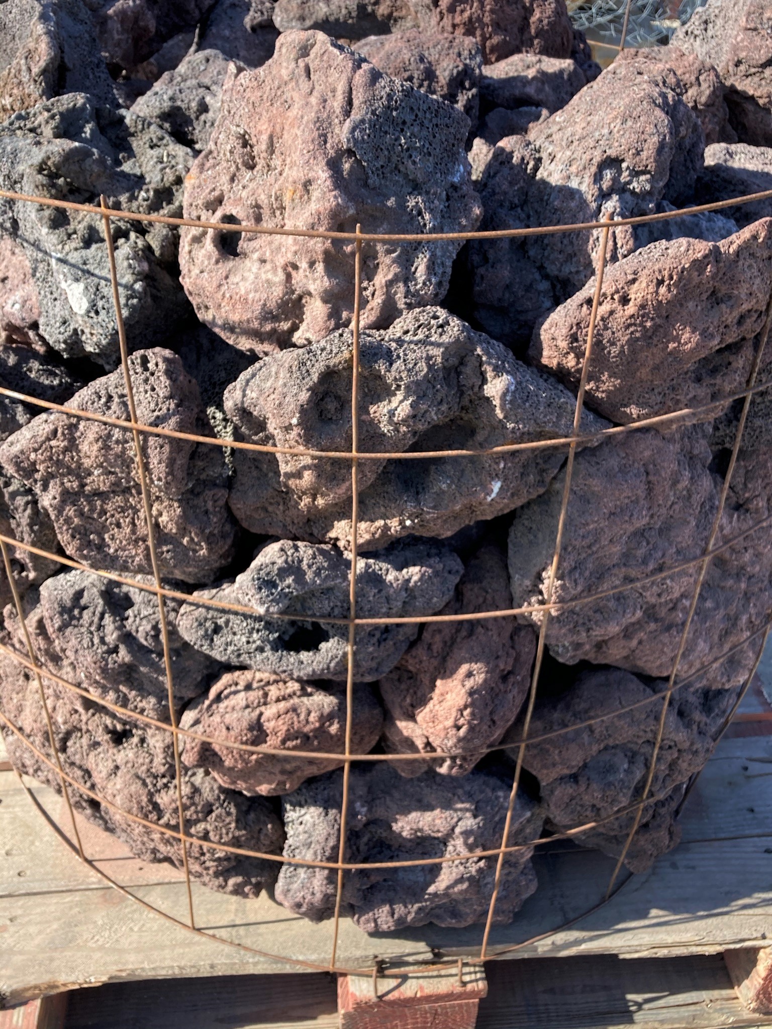 RED LAVA BOULDERS