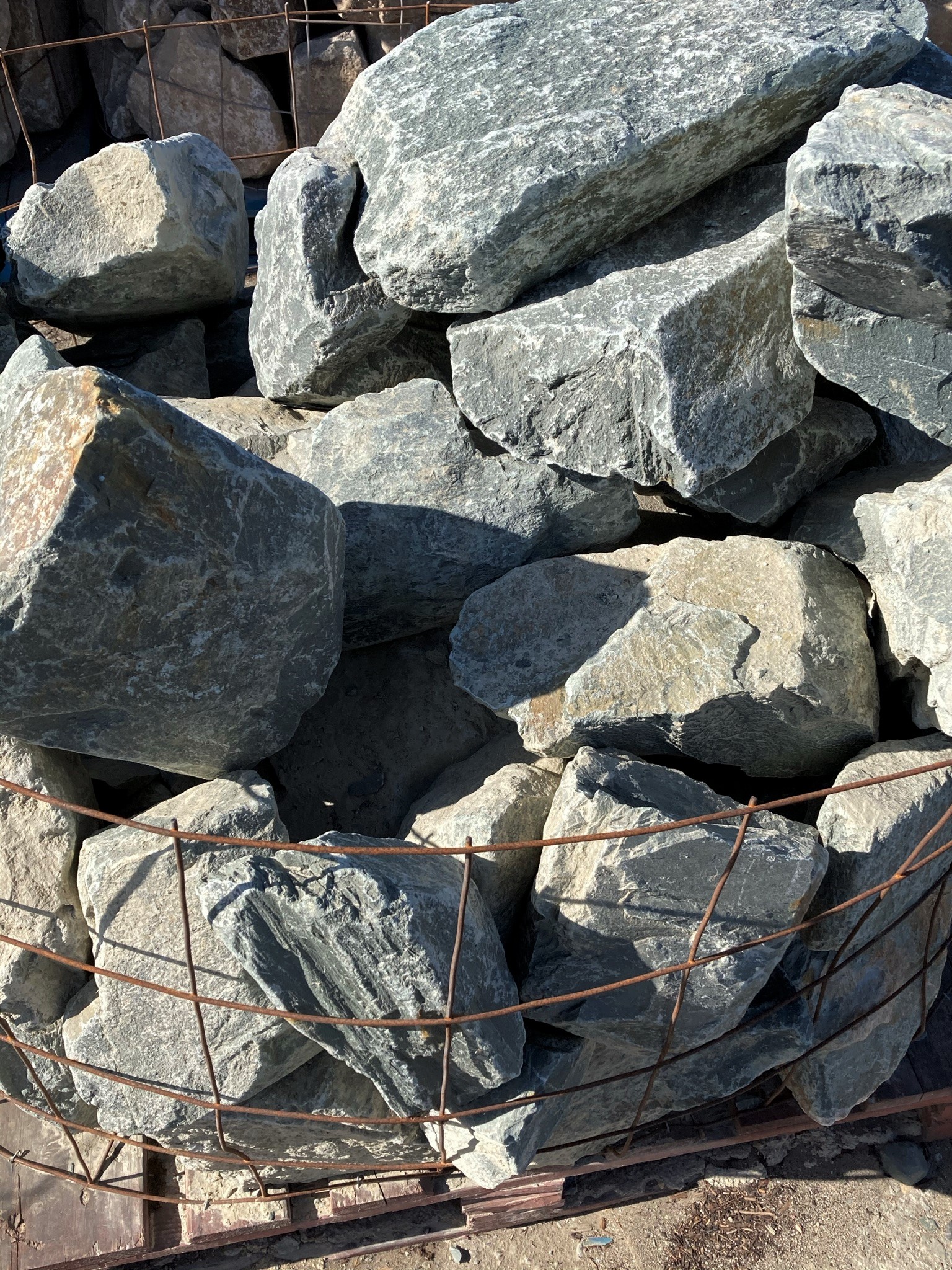 SIERRA VERDE BOULDERS